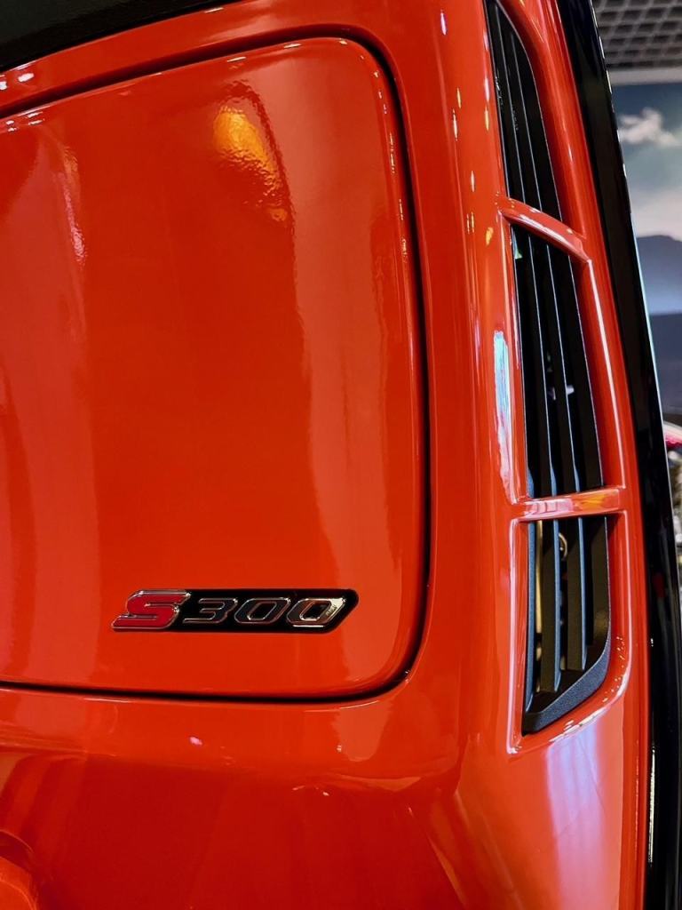 VESPA GTS 300 SUPERSPORT - 1400 MILES - 1 OWNER - EXTREMELY TIDY - EURO 5