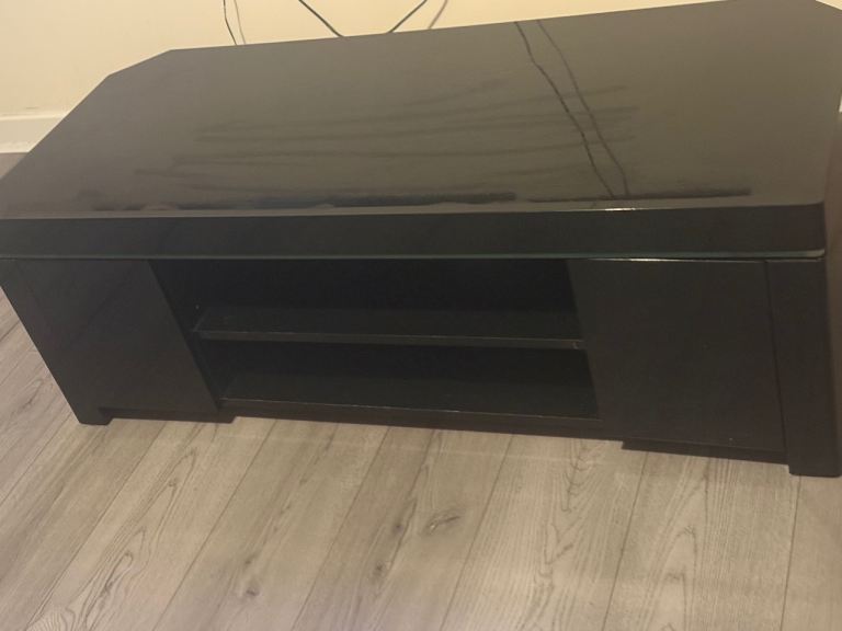 Tv unit