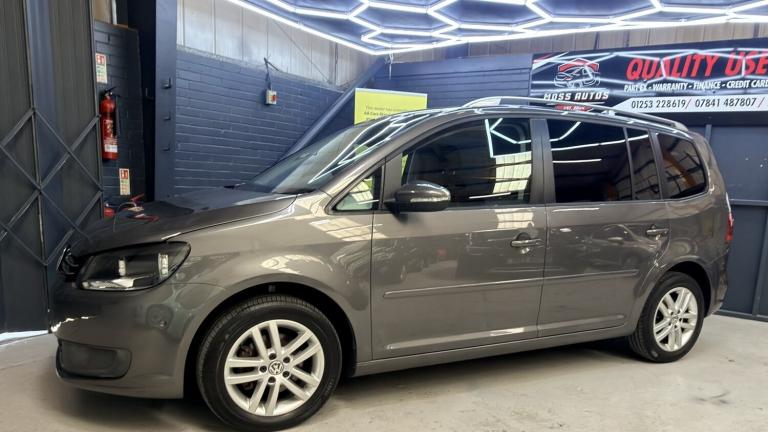 VOLKSWAGEN TOURAN 1.6 TDI SE 2013