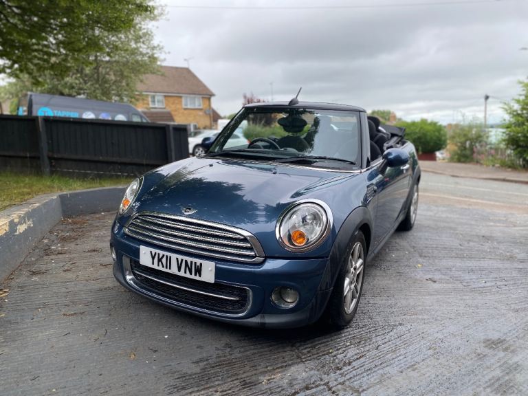 Mini, CONVERTIBLE, Convertible, diesel, 2011, Manual, 1598 (cc), 2 doors