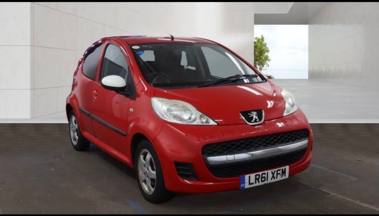 Peugeot, 107, Hatchback, 2011, Manual, 998 (cc), 5 doors