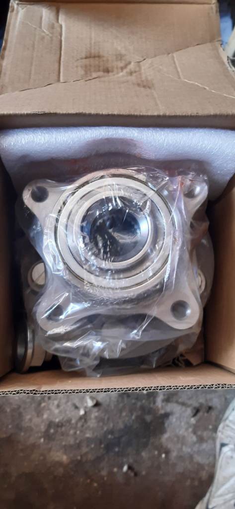 Ranger rover sport front wheel baring 