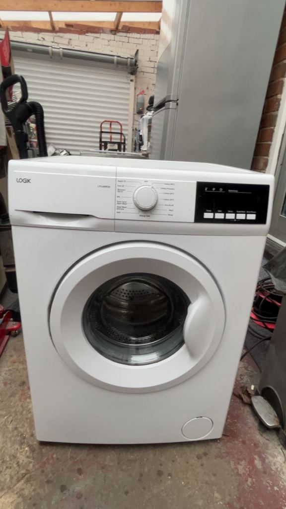 Logik 9kg Washing Machine 