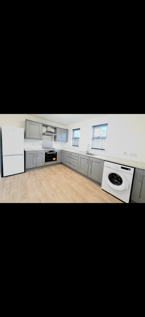 Newly refurbished 3 bed family home