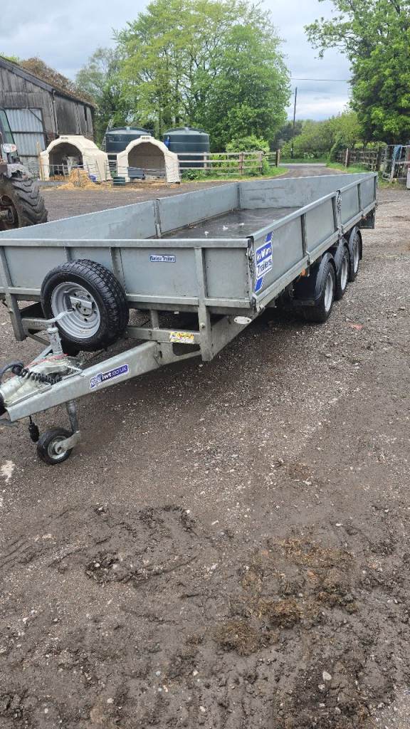 Ifor williams tri axle drop side lm166 trailer 