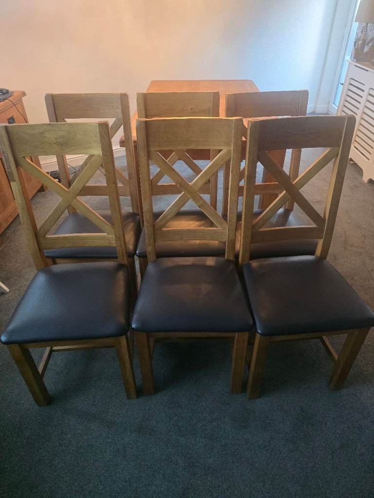 oak dining table and chairs