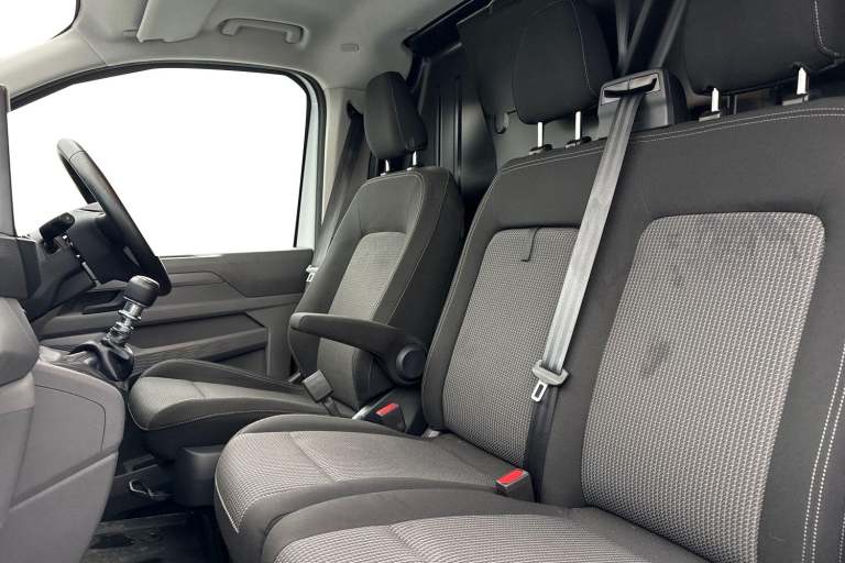 2025 Volkswagen Transporter 2.0 TDI 150 Commerce Plus Van PANEL VAN DIESEL Manual