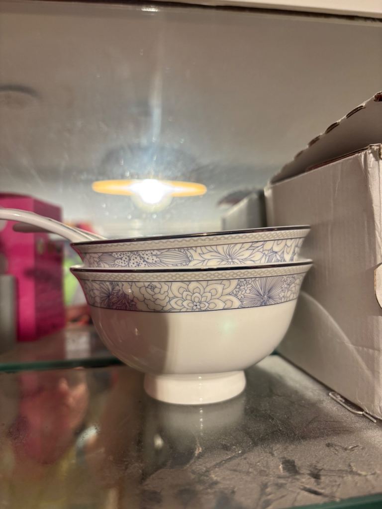 Free Set of 2 chinese small Bowls with Spoons – White and Blue Pattern