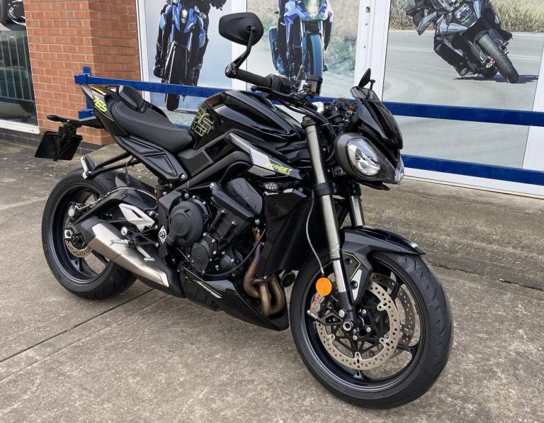 TRIUMPH STREET TRIPLE RS, ONLY 2K MILES, IMMACULATE, F.S.H, EXTRAS!