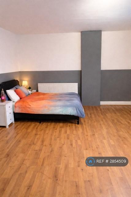 1 bedroom in Higher Lane, Whitefield, Manchester, M45 (#2854509)