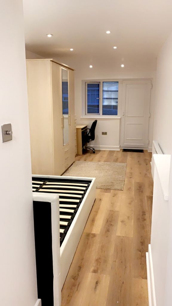 One bedroom property 