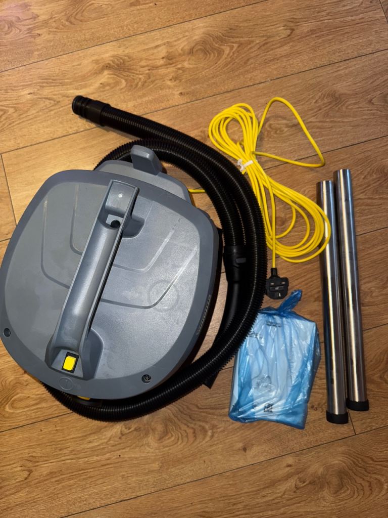 Karcher T 11/1 Classic dry vacuum cleaner, powerful, quiet and lightweight, new and unused