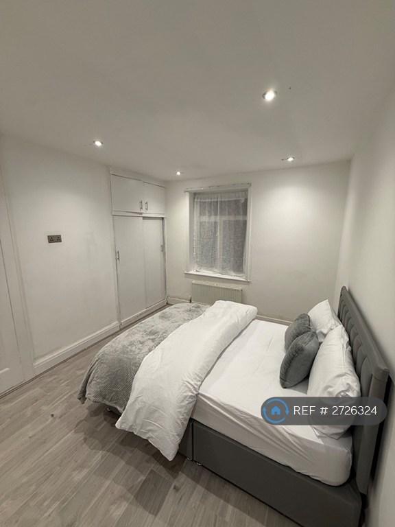 1 bedroom in Holmside, Gillingham, ME7 (#2726324)