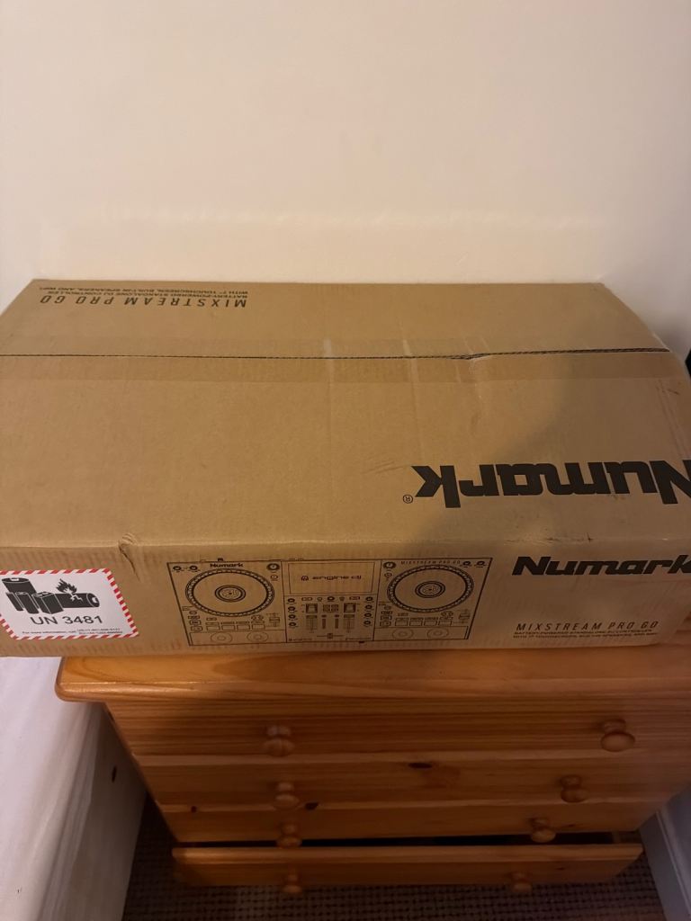 🔥 NUMARK MIXSTREAM PRO GO – LIKE NEW /