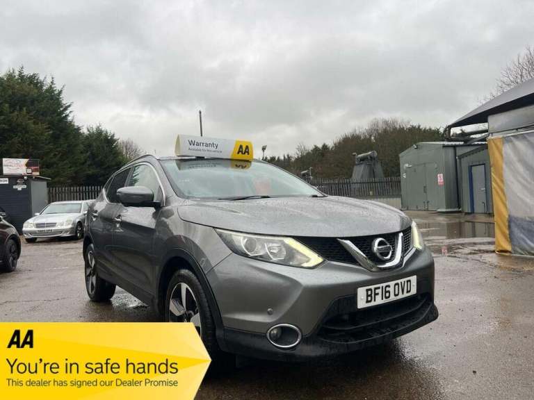  Nissan Qashqai 1.2 DIG-T N-Connecta XTRON 2WD Euro 6 (s/s) 5dr Petrol Automatic