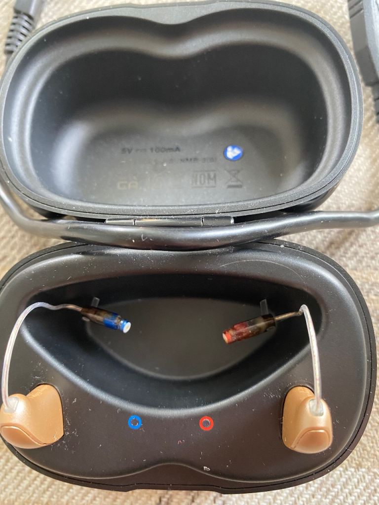 Starkey Bluetooth Hearing Aids – Unused, Still Boxed