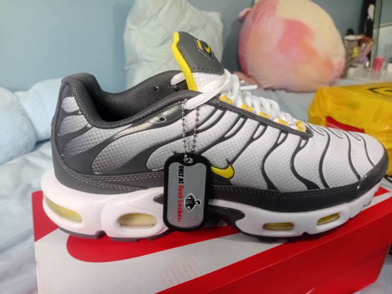 NIKE TRAINERS TN FOOTLOCKER NEW 