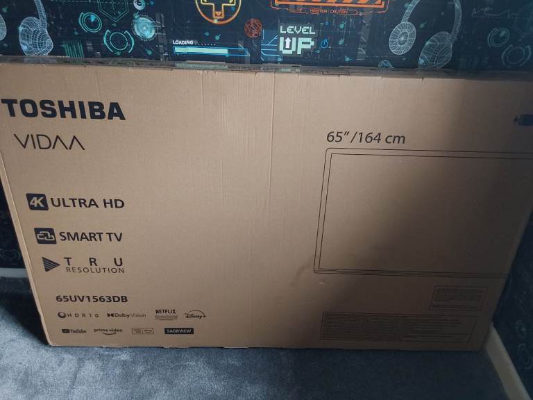 Toshiba 65" smart tv