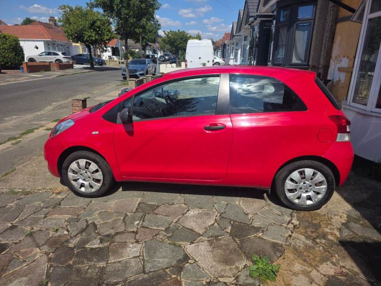 Toyota, YARIS, Hatchback, 2009, Manual, 998 (cc), 3 doors
