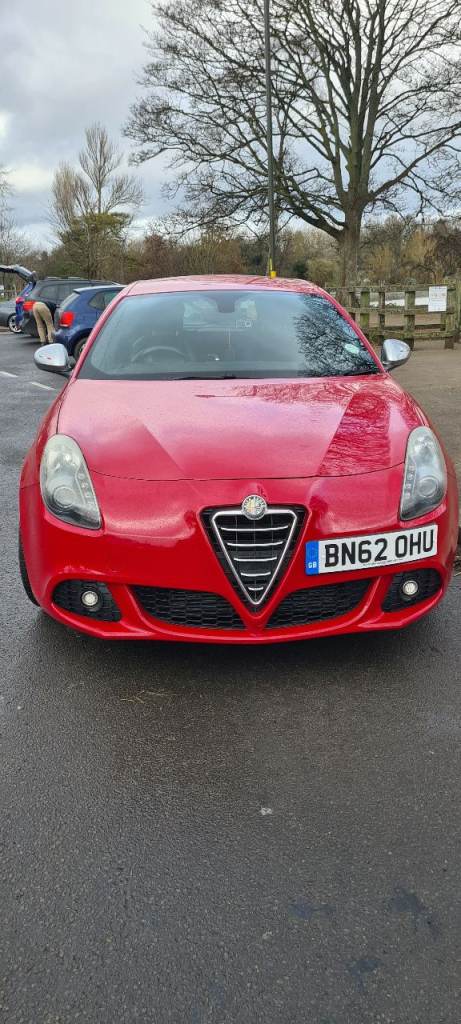 Red Alfa Romeo, GIULIETTA, Hatchback, 2012, Manual, 1368, Petrol