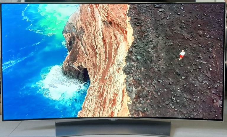 LG 55" OLED 4K SMART TV 