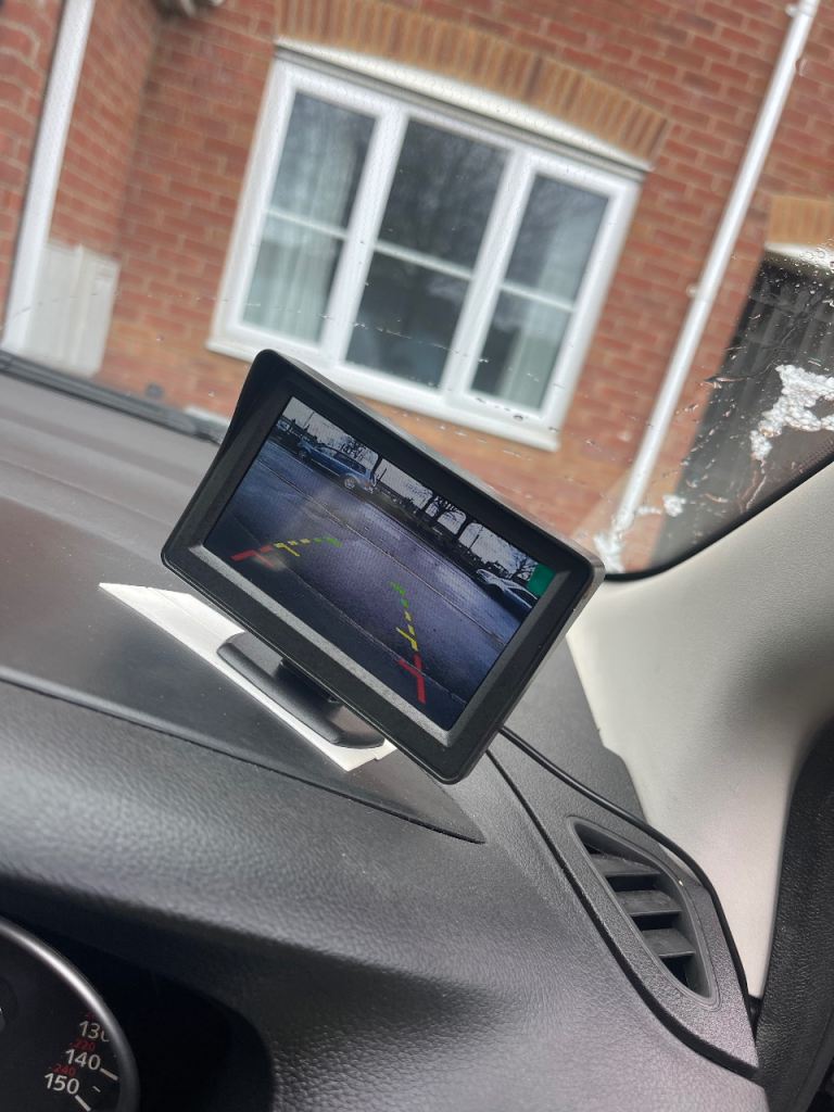 Ford fucas titanium 1.6 petrol 