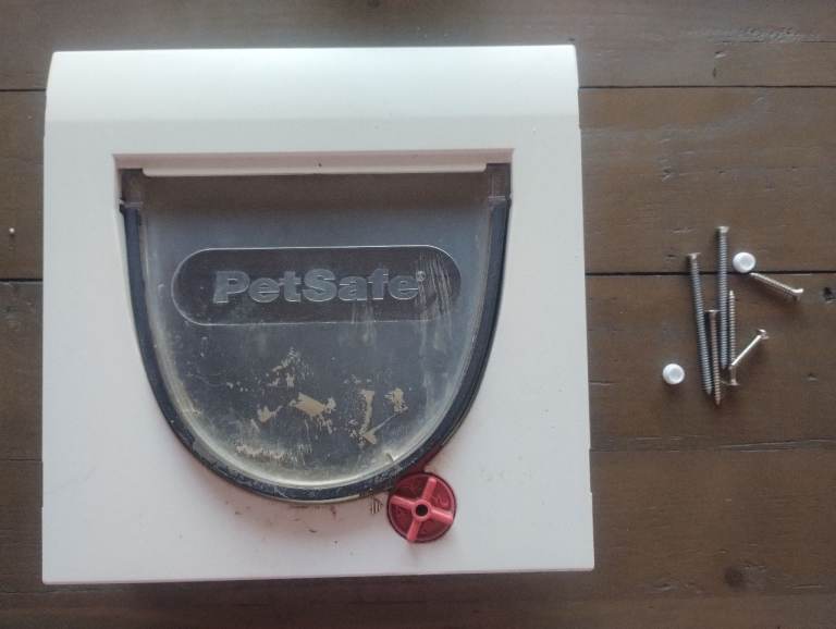 Cat flap - free! 