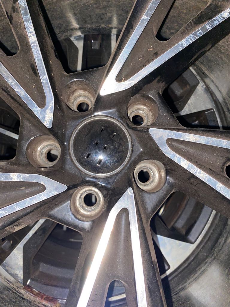 image for 4x 19" alloys 