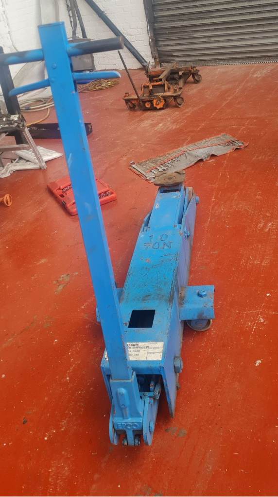 10 Ton Trolley Jack
