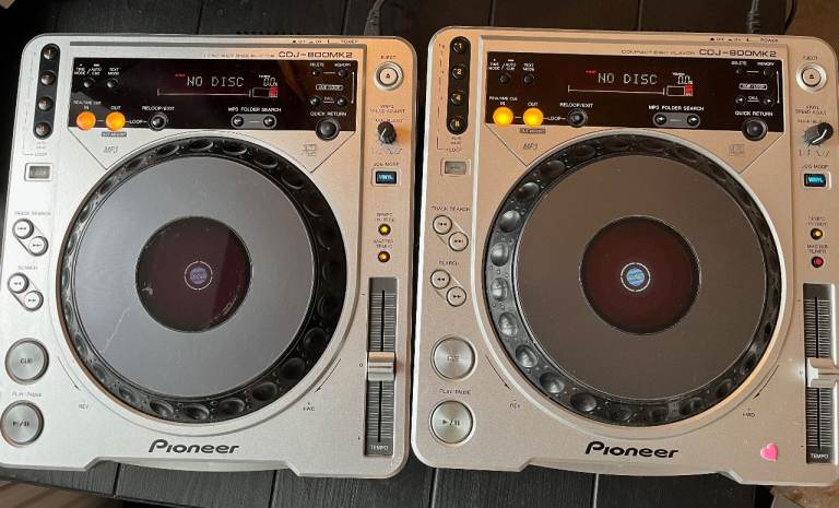 image for 2x Pioneer CDJ 800mk2