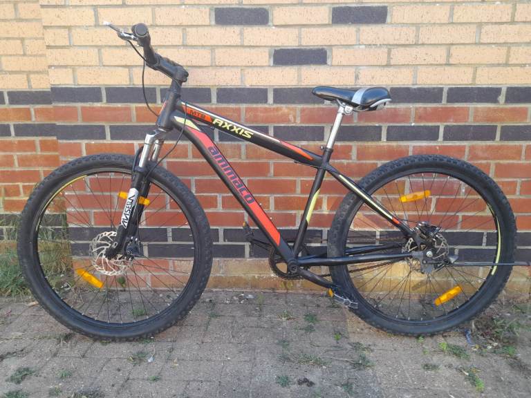 Ammaco MTB Axis Fixie Bicycle  - 43 cm Frame Size - Student Discount Available