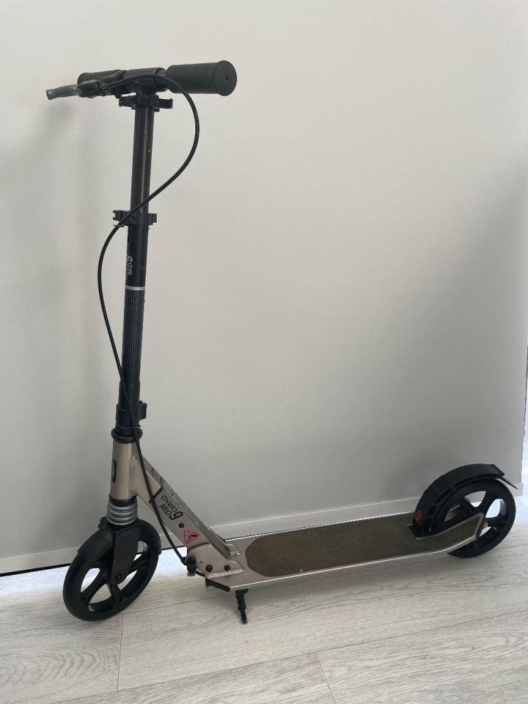 Oxelo Town 9 EF V2 Adult/ Teenager Scooter - Grey, Good Condition