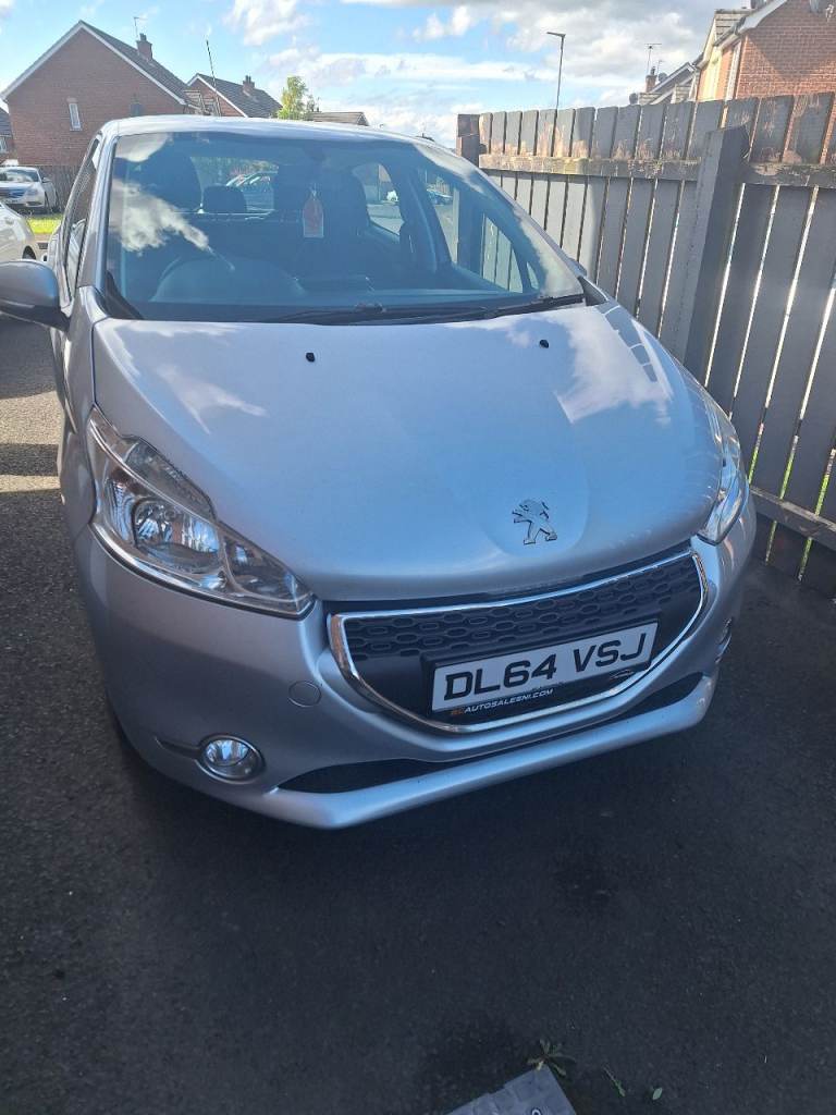 Peugeot, 208, Hatchback, 2015, Manual, 1398 (cc), 5 doors
