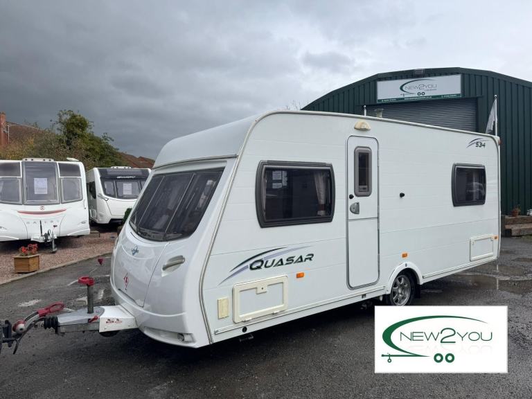 2009 Lunar Quasar 534 4 Berth FIXED BED Caravan - STOCK NO E227
