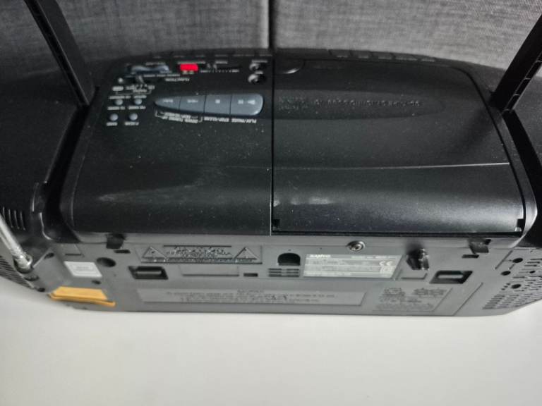 Retro Sanyo MCD-Z37 Boombox