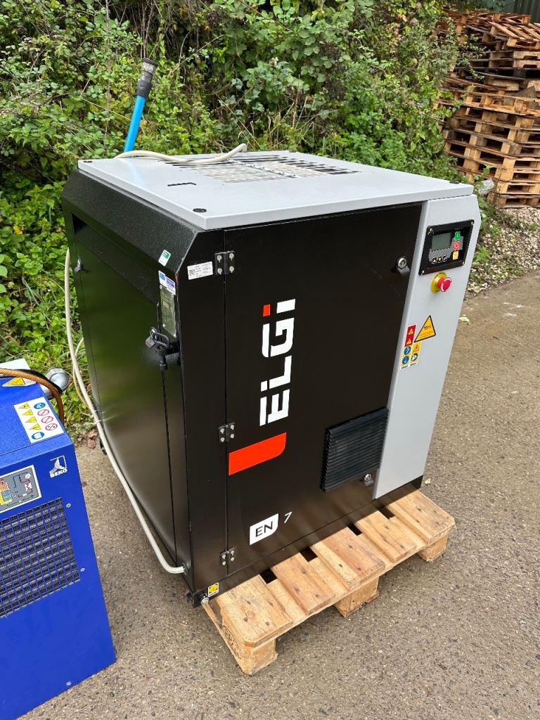 2023 Eigi EN7 Air Compressor with Drypoint Dryer and tank - Can deliver!