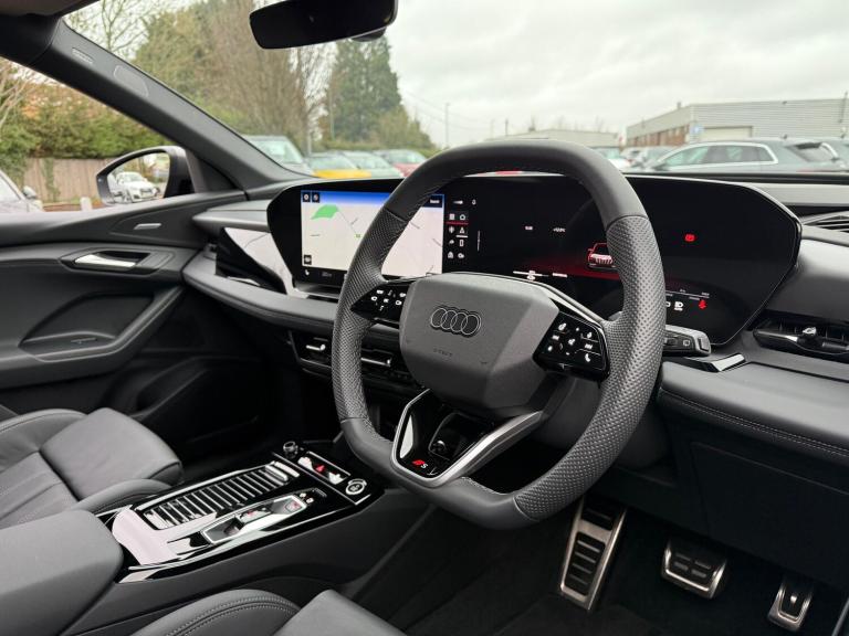 2025 Audi Q6 e-tron 285kW Quattro 100kWh S Line 5dr Auto ESTATE ELECTRIC Automatic