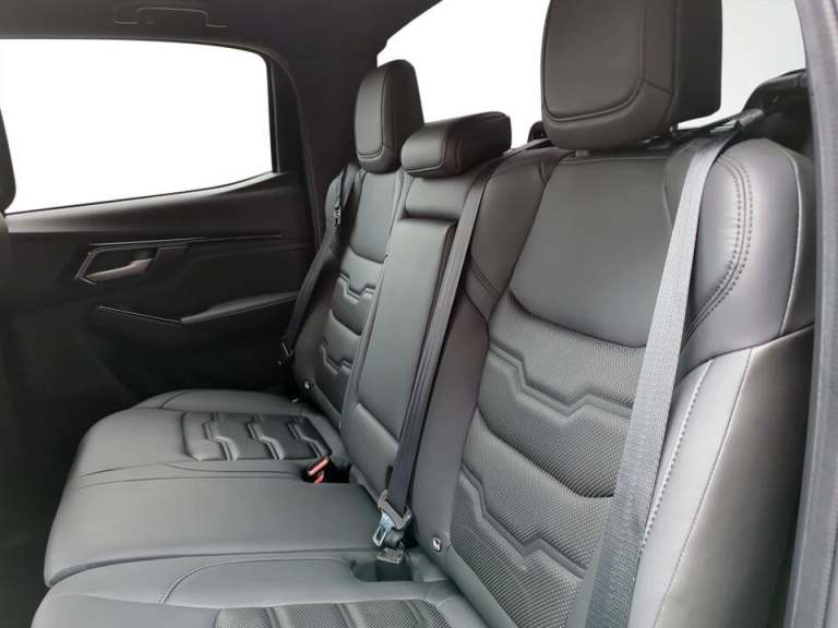 2024 Isuzu D-Max 1.9 TD V-Cross Auto 4WD Euro 6 (s/s) 4dr PICK UP Diesel Automatic