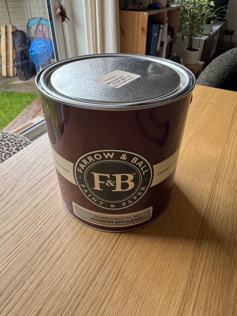 Almost full 2.5 l tin Farrow and Ball in Bamboozle, modern emulsion