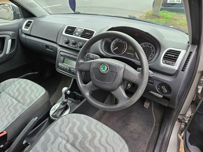 Skoda Fabia 1.6Cc Semi Automatic
