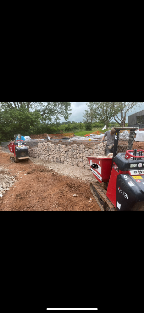 Hire a HS701 high-tip tip and track minidumper *HIRE ONLY*