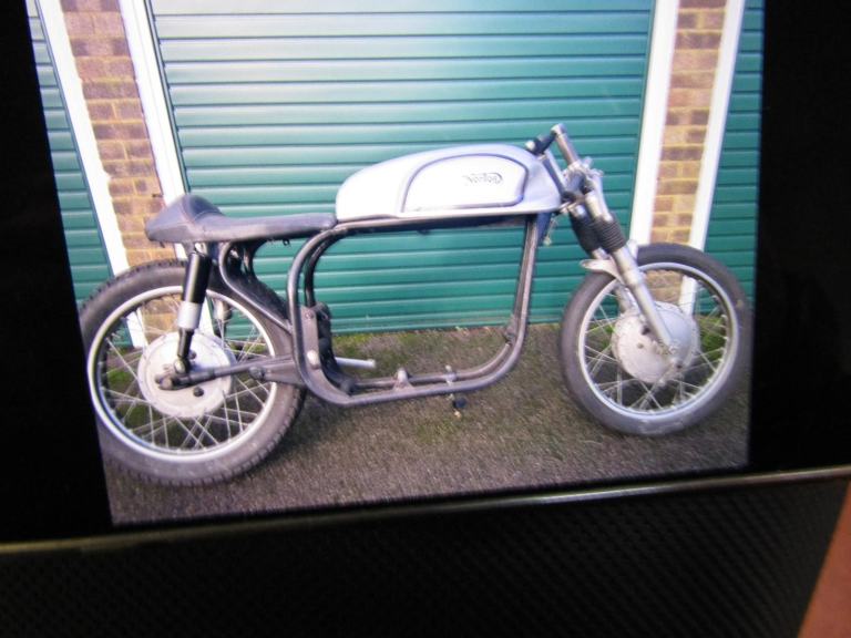 Norton Dominator feather bed frame , rolling chassis , project , 
