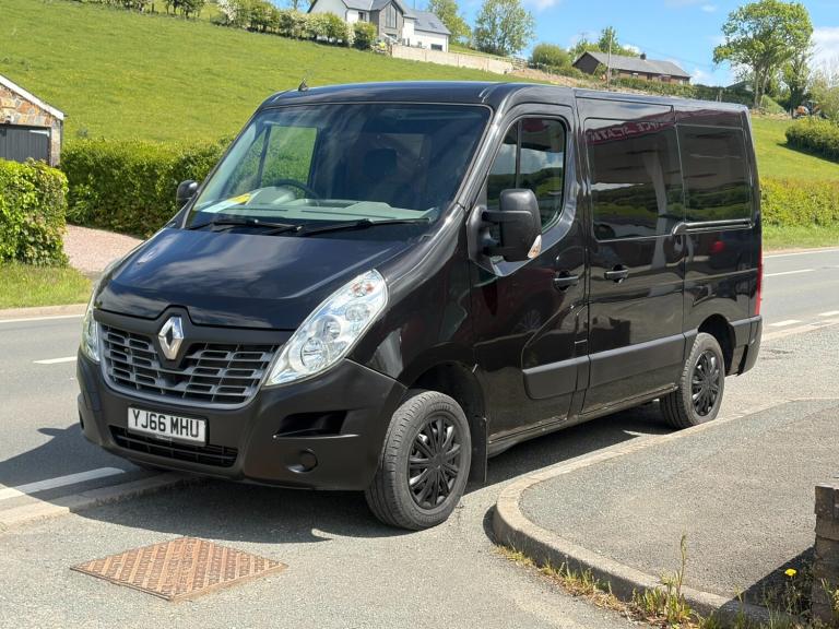 2017 Renault Master SL28dCi 110 Business CAMPER/MINIBUS/WHEELCHAIR ACCESSIBLE WAV MPV Diesel Manual