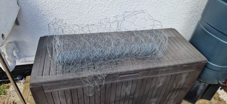 Roll of Chicken Wire / Garden Fencing Mesh – Good Condition