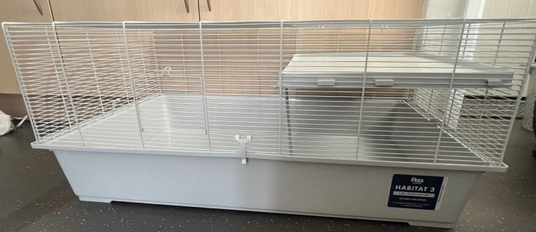 Pet cage 