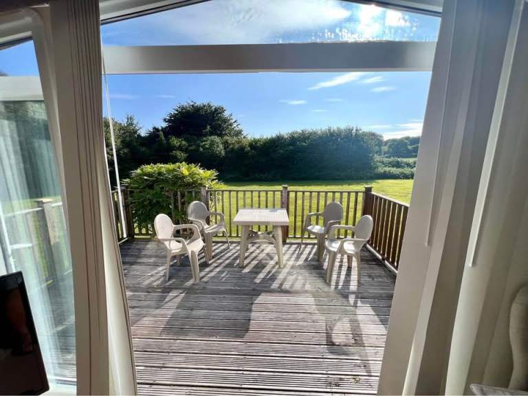 Stunning Private Sale Static Caravan on Quiet Devon Holiday Park