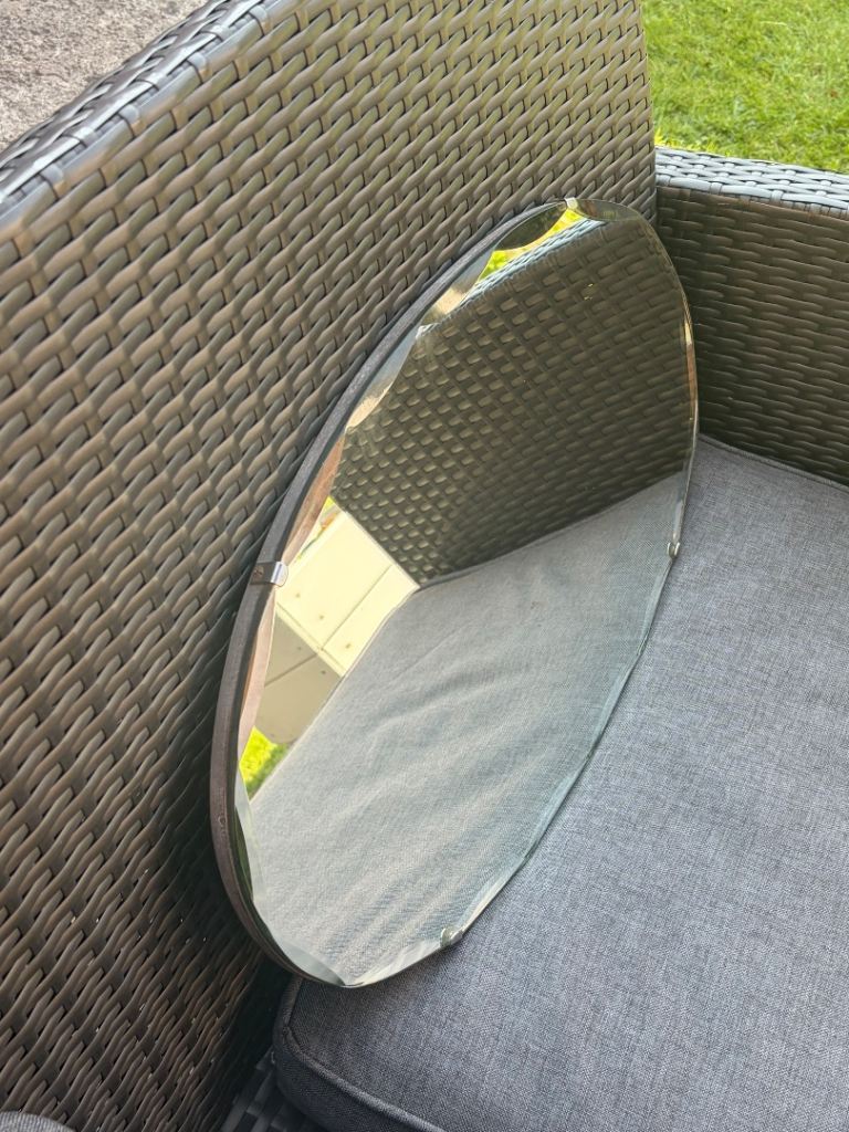 Vintage Oval Bevelled Edge Wall Mirror – Good Condition