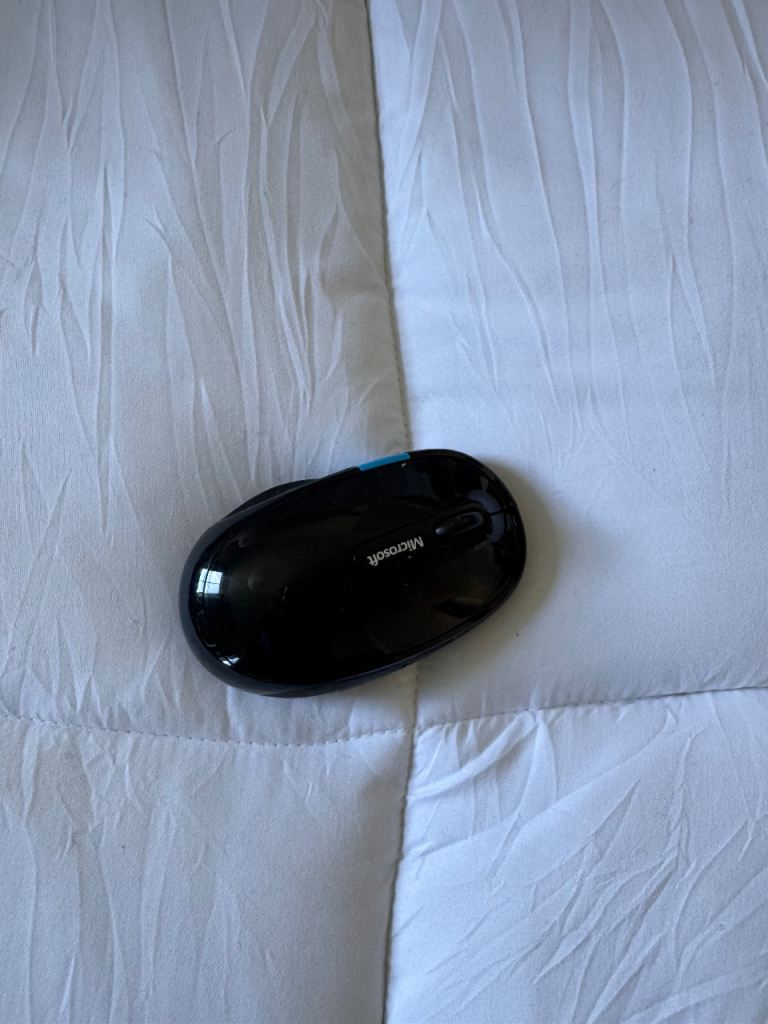 Microsoft Wireless Mouse - Black, Good Condition
