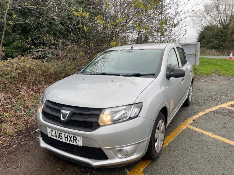 DACIA SANDERO 1.2 AMBIANCE 16 REG 5 DOOR SERVICE HISTORY MOT JULY 28TH 2026 LOW INSURANCE 48+MPG 