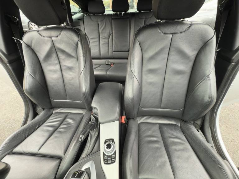 2018 BMW 3 Series 320d xDrive M Sport 5dr Step Auto [Business Media] HATCHBACK DIESEL Automatic